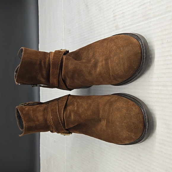 Aquatalia Suede Leather Bree Ankle Boots 10 - Picture 2 of 8